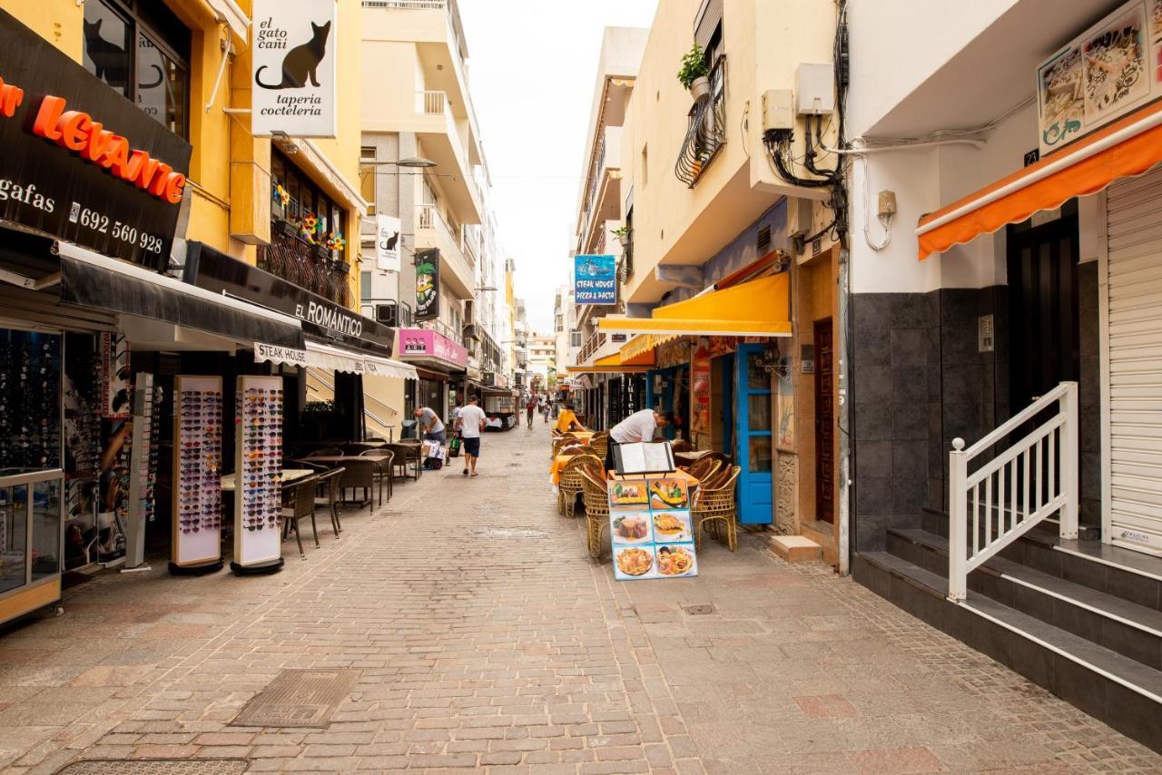Juan Xxiii Apartment อาโรนา ภายนอก รูปภาพ