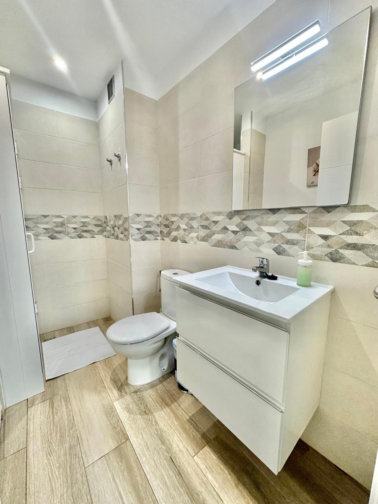 Juan Xxiii Apartment อาโรนา ภายนอก รูปภาพ