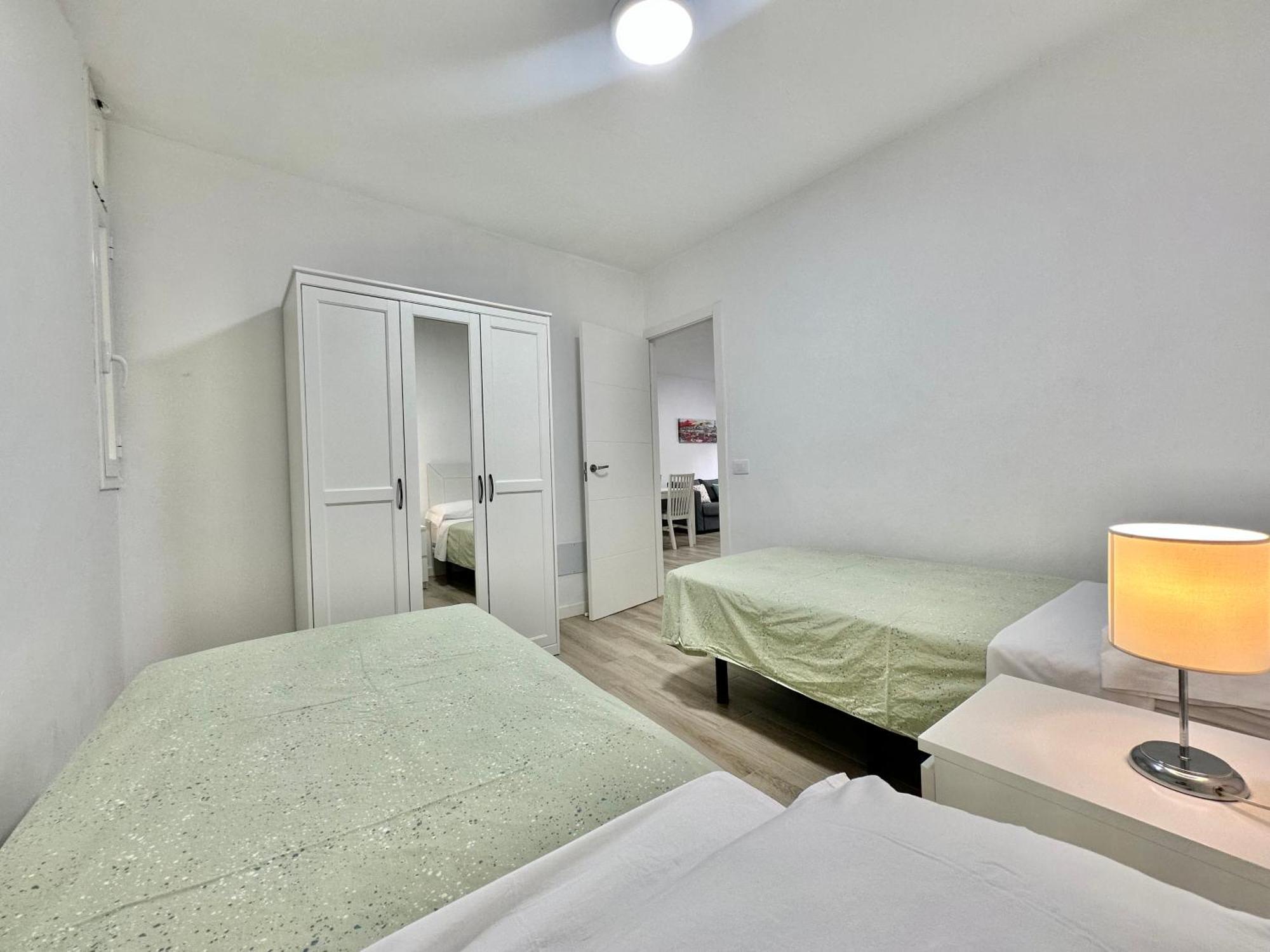 Juan Xxiii Apartment อาโรนา ภายนอก รูปภาพ
