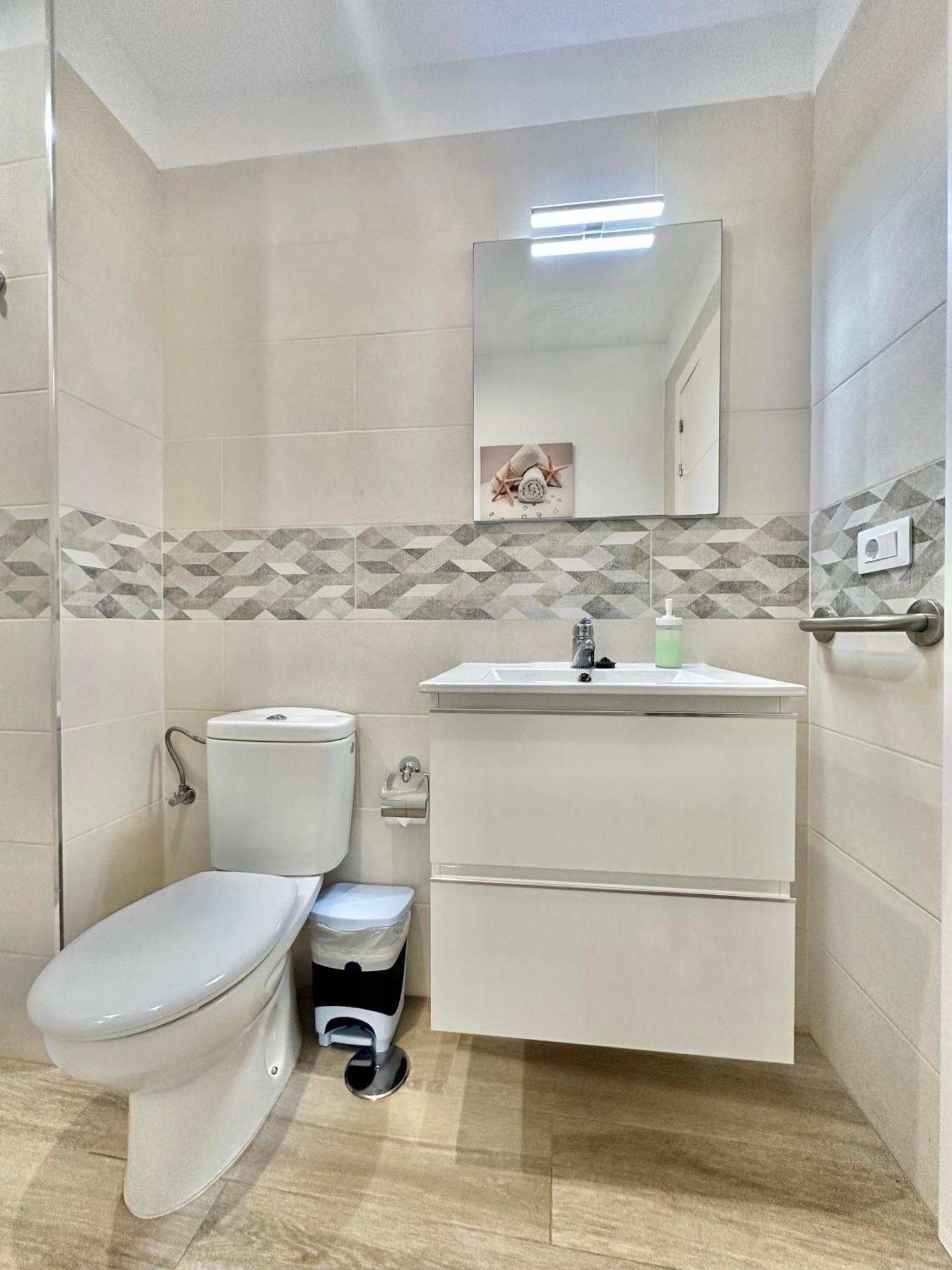 Juan Xxiii Apartment อาโรนา ภายนอก รูปภาพ